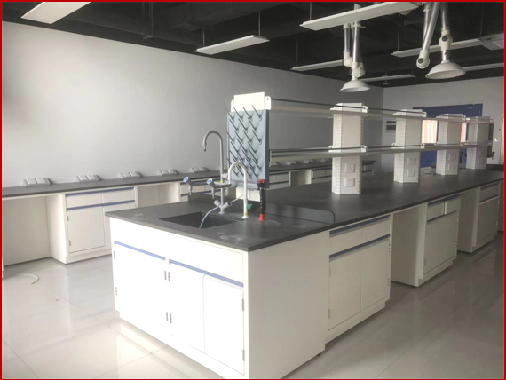 化验室.png